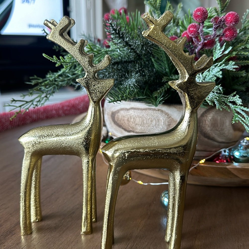 Made in India Christmas Holiday Gold Tone Reindeer Set of 2 NEW - Picture 1 of 4